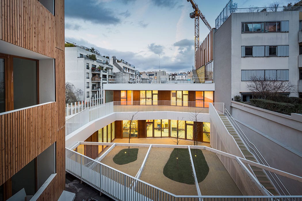 Vue ext&eacute;rieure cr&egrave;che municipale 75011