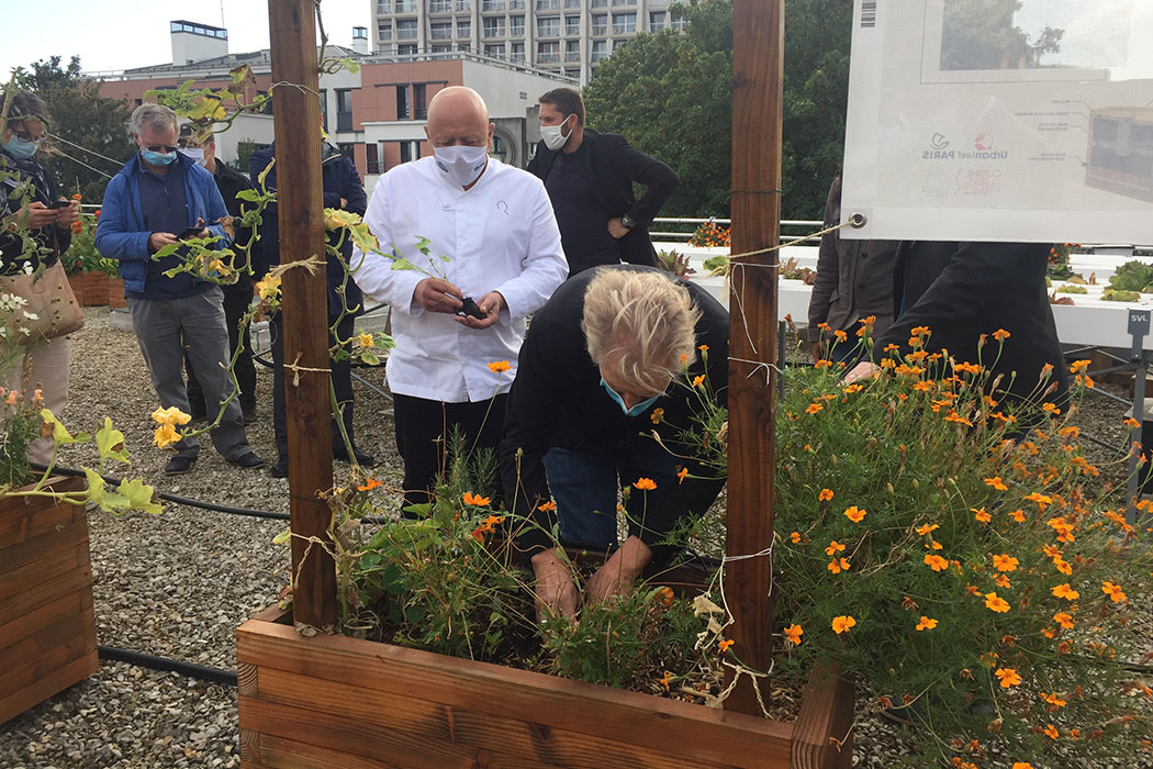 Inauguration-arche-vegetale-Eric-Pliez