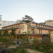 Le pôle petite enfance des Périchaux (15ème) distingué au Prix Régional de la Construction Bois 2025